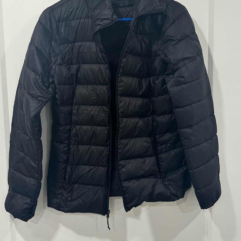 Eddie Bauer Black Puffer Jacket Lightweight Quilted Design
